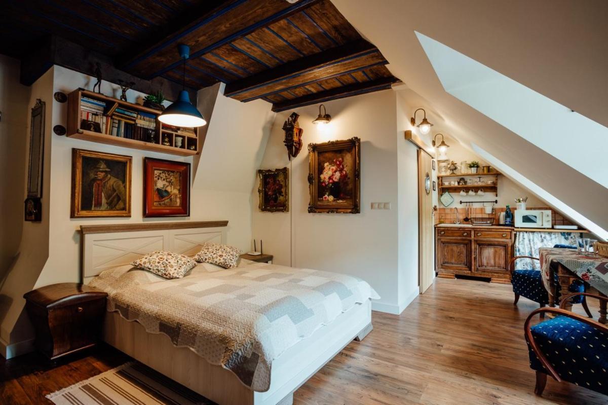Dom Berg Lägenhet Banská Štiavnica Exteriör bild
