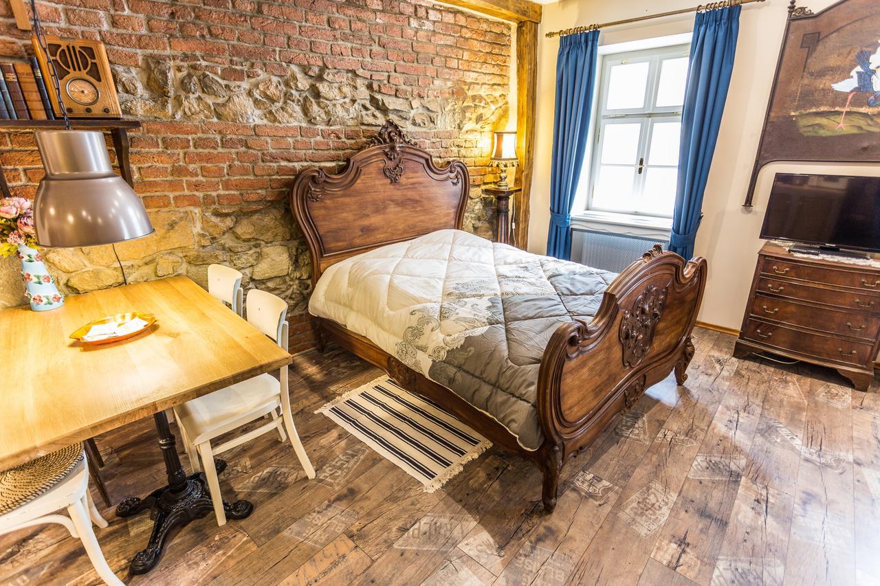 Dom Berg Lägenhet Banská Štiavnica Exteriör bild