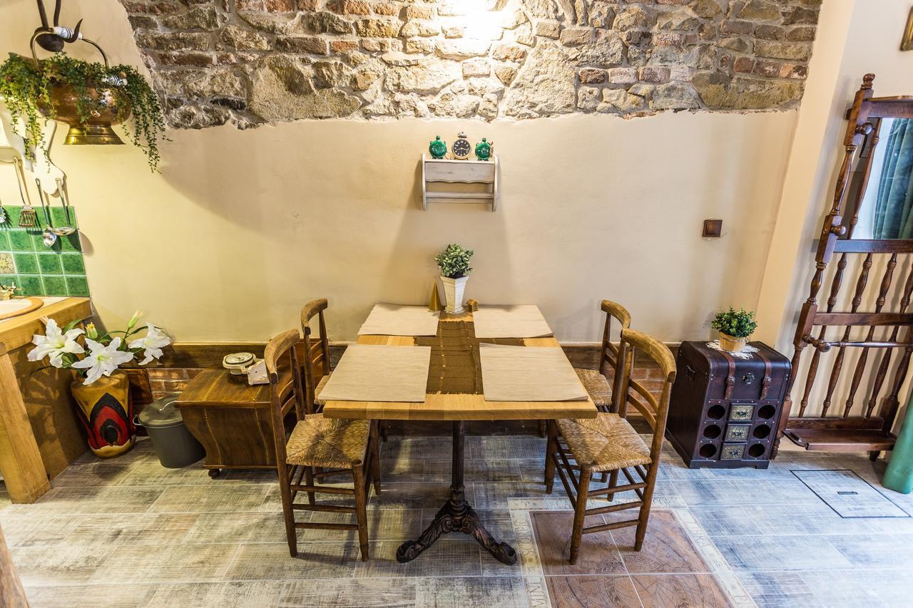 Dom Berg Lägenhet Banská Štiavnica Exteriör bild